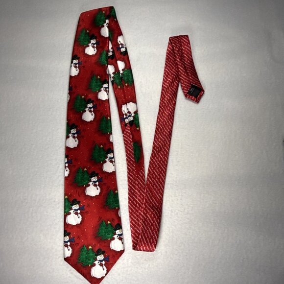 Holiday Tales Christmas Neck Tie 100% Silk Snowman & Tree 61” X 3.5 - Picture 3 of 7